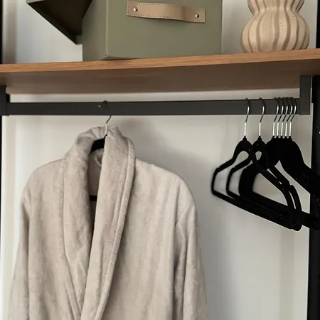 Urban Oasis East Of アパート *