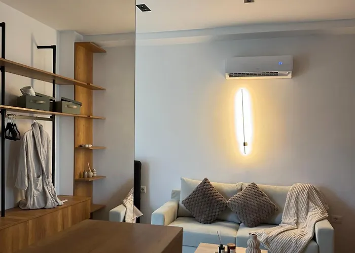 Urban Oasis East Of ティラナ